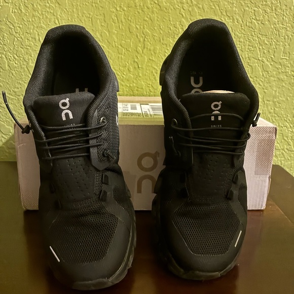 On Cloud Women’s Running Charcoal Athletic Shoes size 8 - Picture 12 of 14